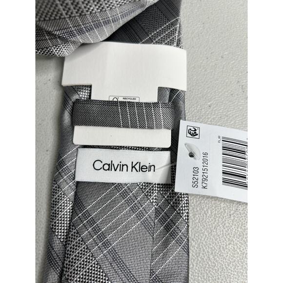 Calvin Klein Gray Plaid Pattern Silk Blend Slim Designer Tie NWT - Picture 5 of 7